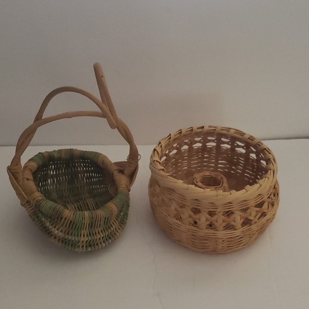 Lot of 2 Wicker Accent Baskets